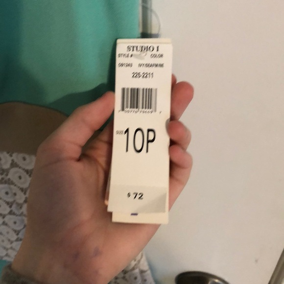 Formal Dress - Picture 2 of 2